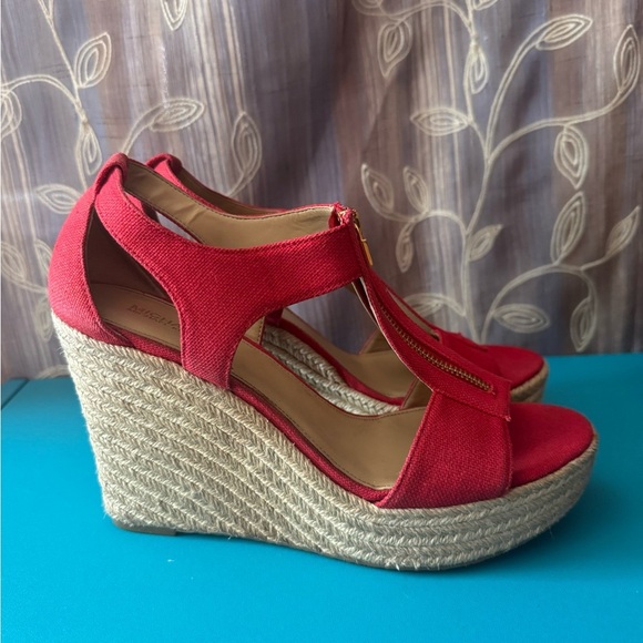 NEW Womens Michael Kors Janet Wedges Red - Picture 3 of 10
